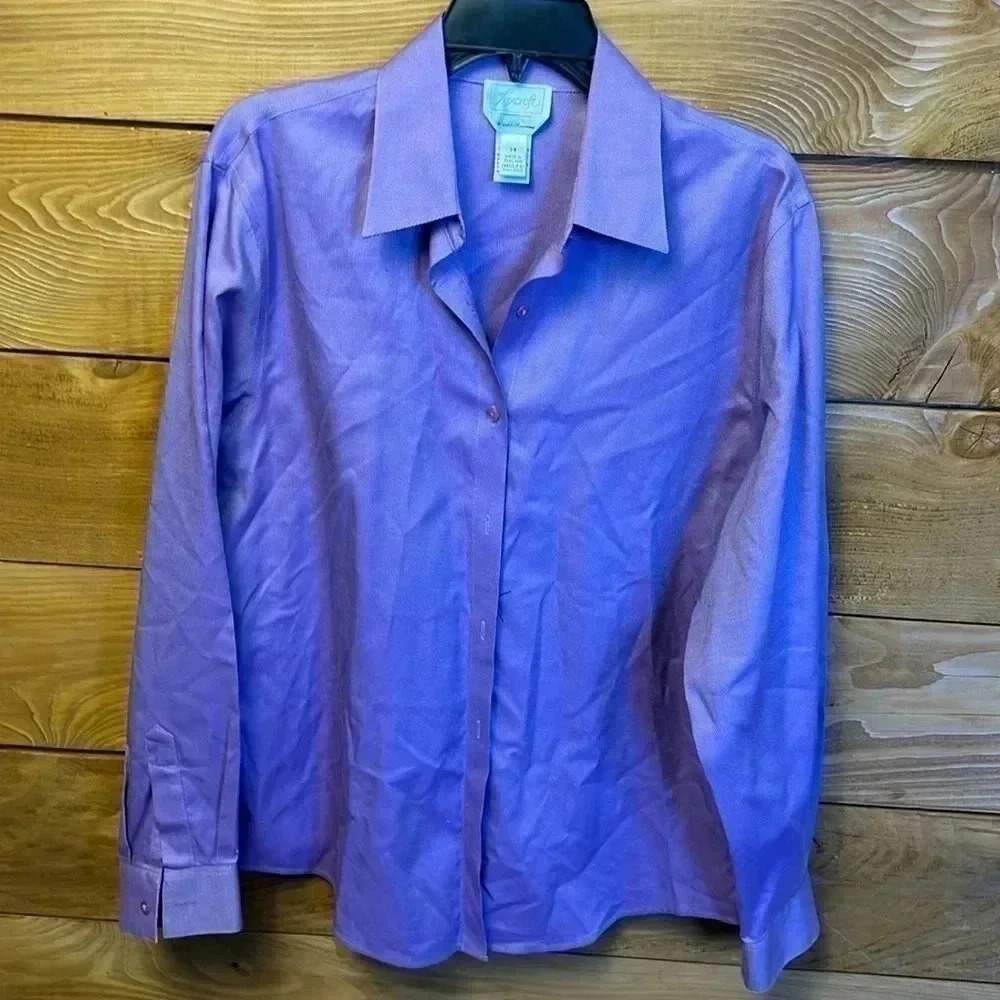 MENS FOXCROFT PURPLE DRESS SHIRT SIZE 14 neck. Wrinkle-Resistant.